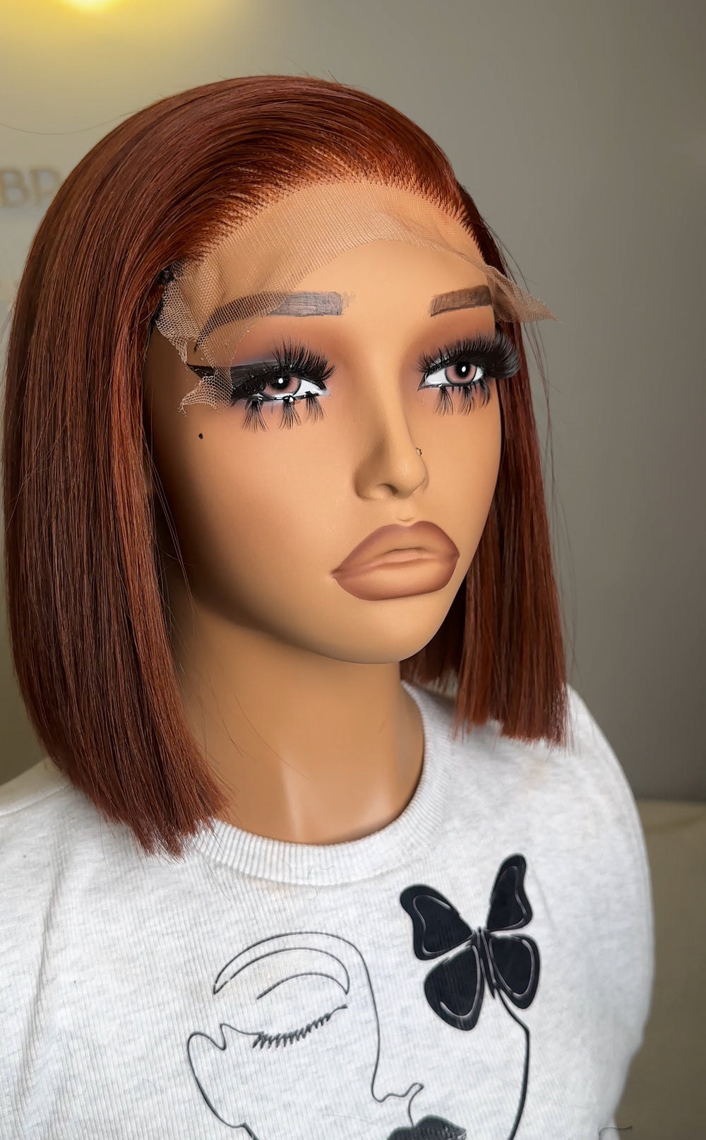 Helena - Blunt cut