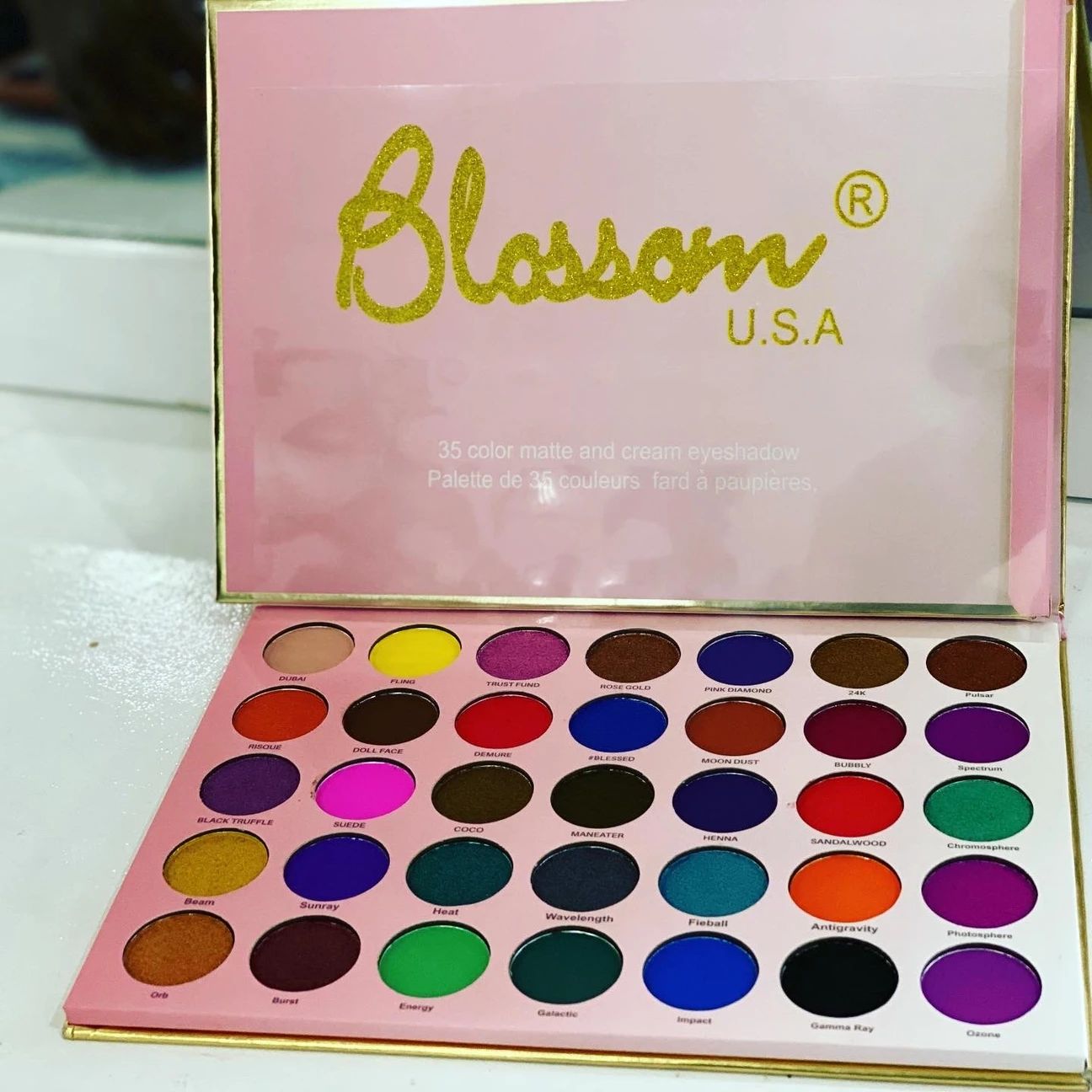 Blossom 35 Colour Eyeshadow